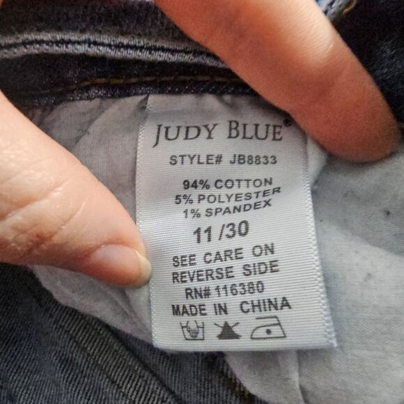 Judy Blue Women's 30 Relaxed Fit Distressed Stretch Mid Rise Tapered Blue Jeans - Picture 7 of 11